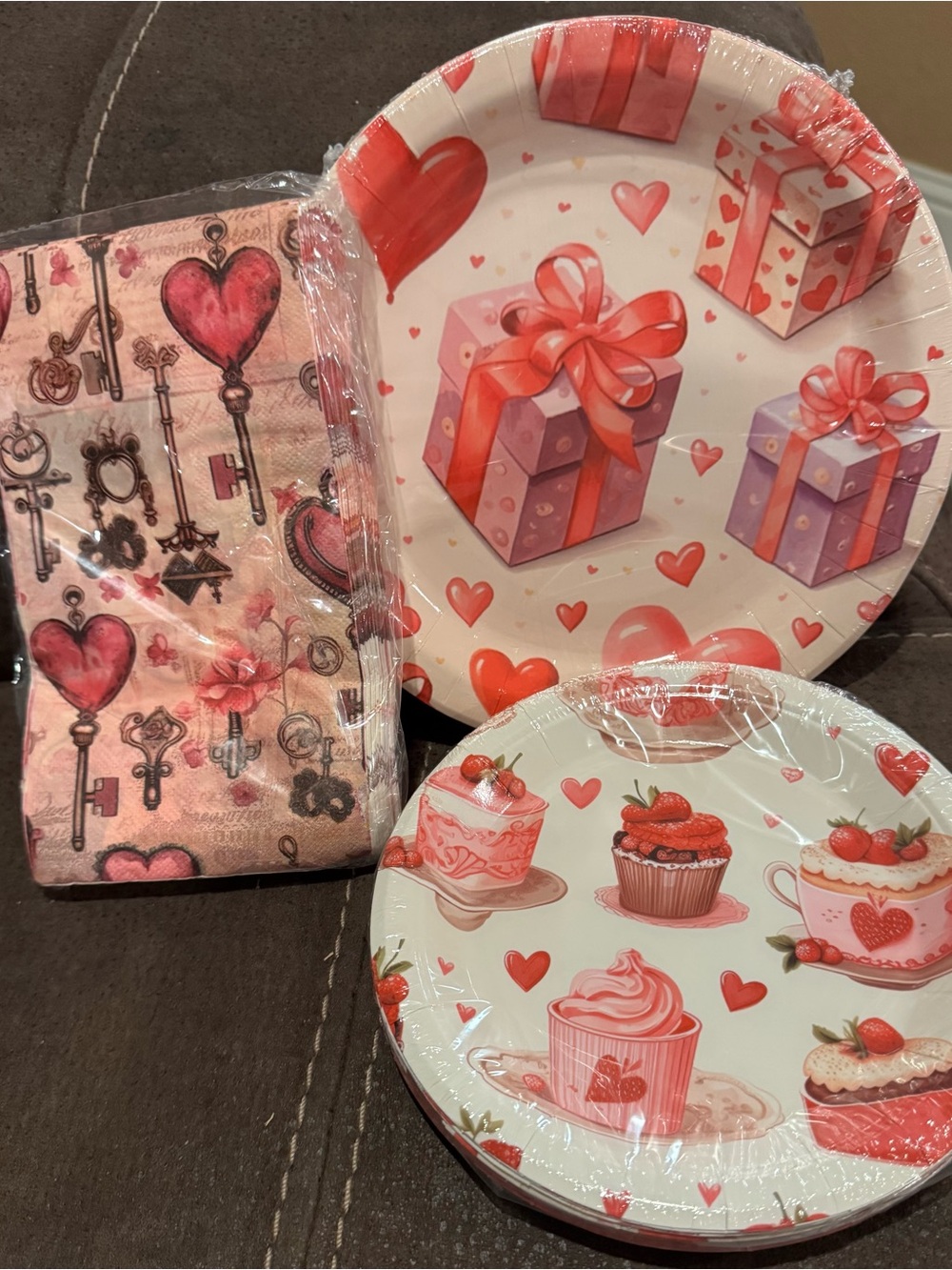 Heart & Gift Pink Party Plates and Napkins - Valentine’s Dessert Theme